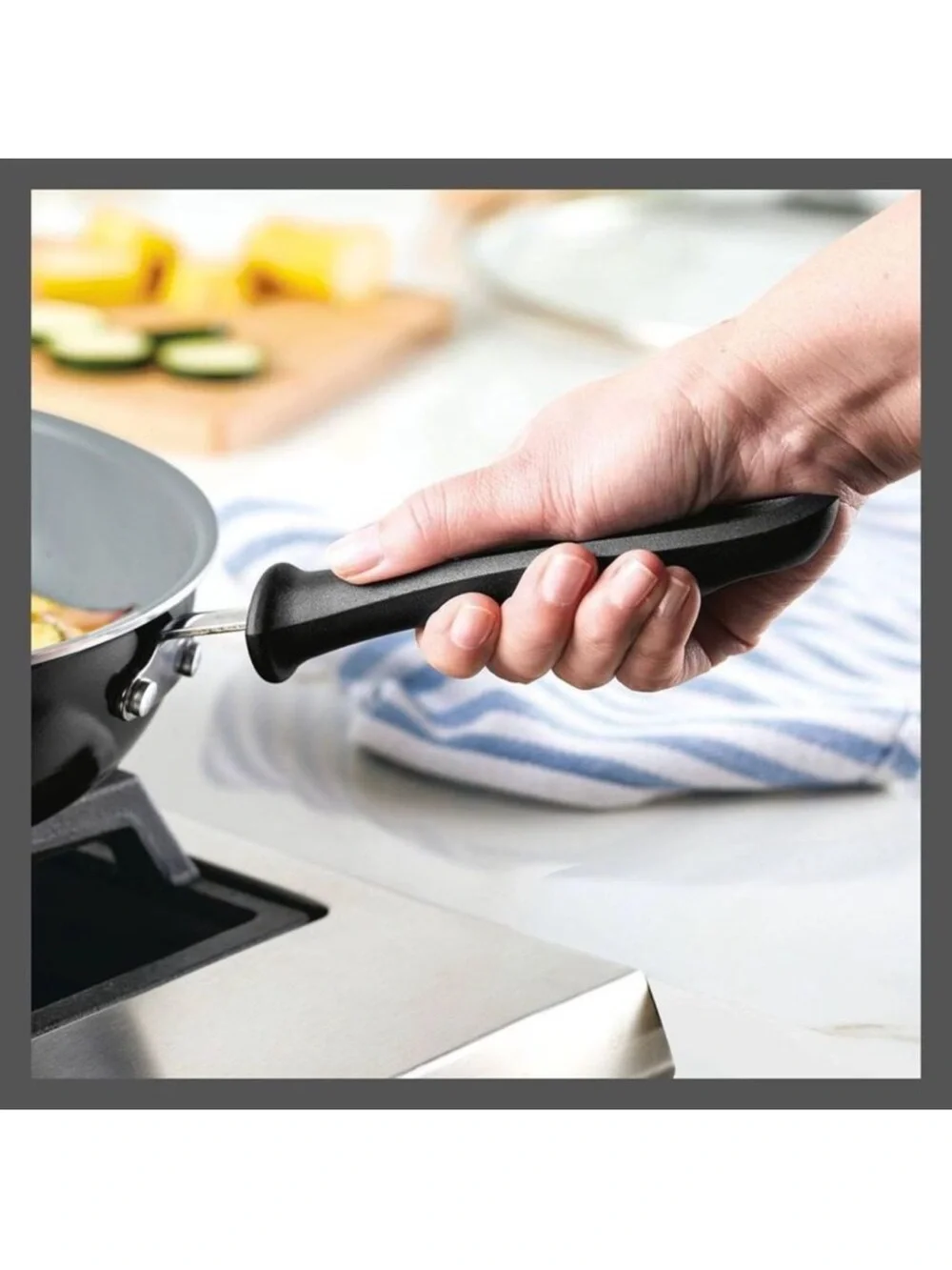 Farberware - Aluminum Ceramic Deep Skillet Cookware Black/Gray